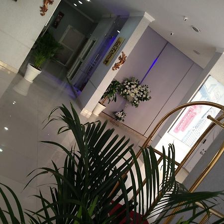 Riviera Apartments Kuwait City ภายนอก รูปภาพ